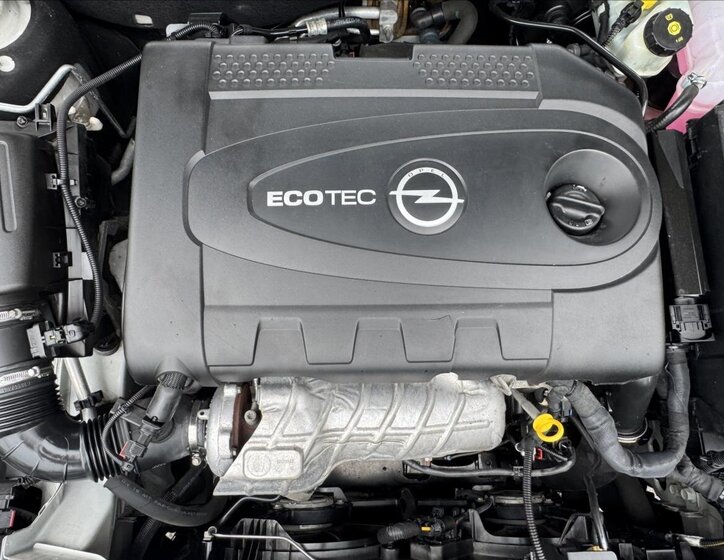 Opel Insignia Kombi 2,0 l 96 kw