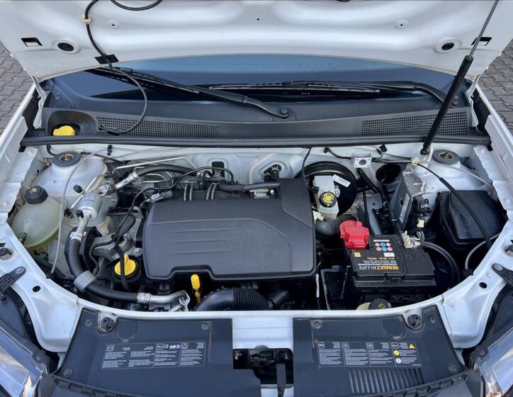 Dacia Sandero Hatchback 1,1 l 55 kw