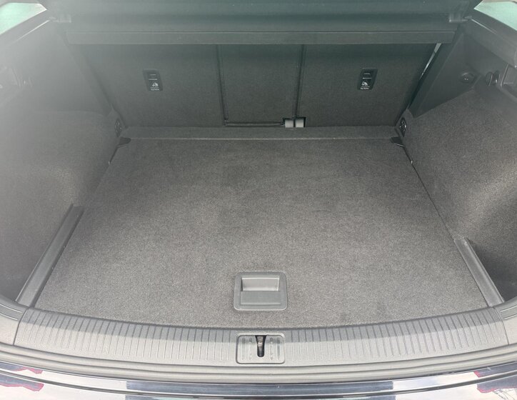 Volkswagen Tiguan SUV / Terénní 2,0 l 110 kw