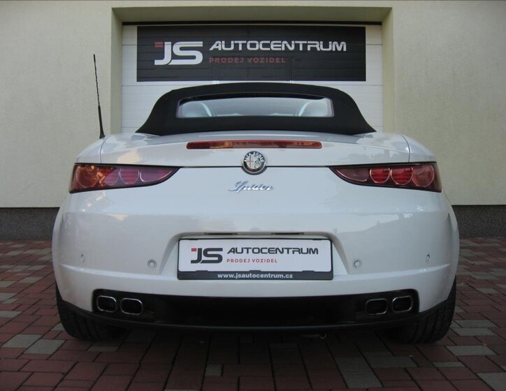 Alfa Romeo Spider Kabriolet 2,2 l 136 kw