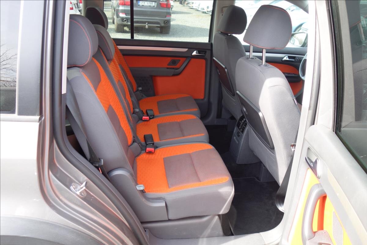 Volkswagen Touran MPV 2,0 l 103 kw