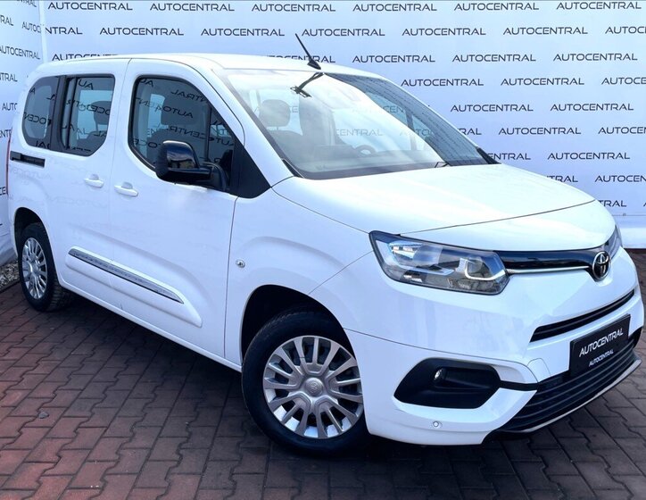 Toyota ProAce City Verso MPV 1,2 l 81 kw