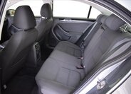 Volkswagen Jetta Sedan 1,2 l 77 kw