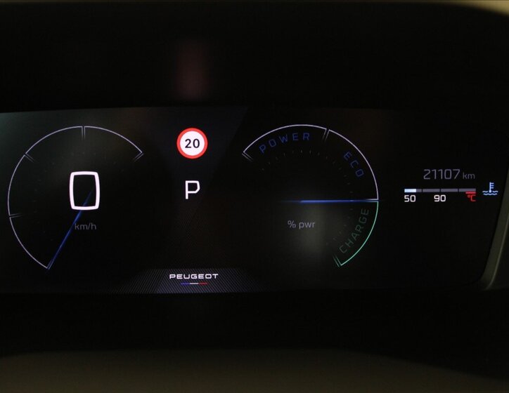 Peugeot 208 Hatchback 1,2 l 74 kw