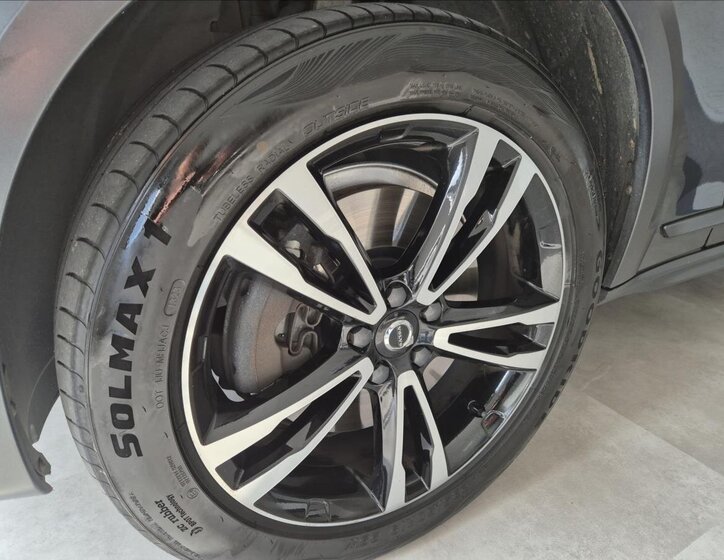 Volvo V90 Kombi 2,0 l 177 kw