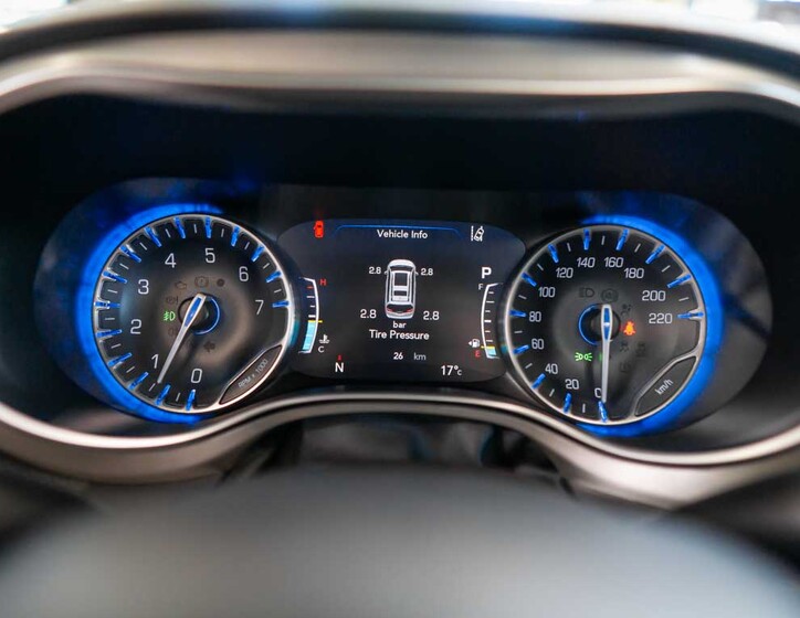 Chrysler Pacifica 24