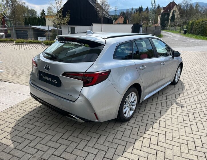 Toyota Corolla Kombi 1,8 l 72 kw