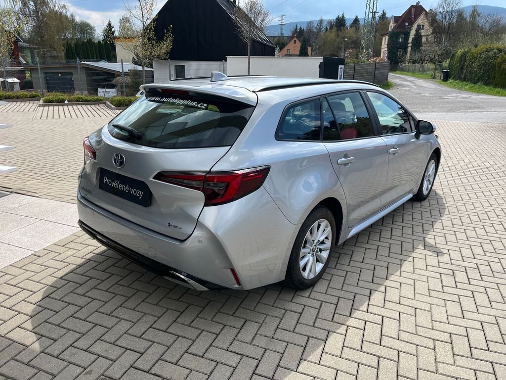 Toyota Corolla Kombi 1,8 l 72 kw