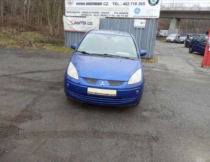 Mitsubishi Colt 1