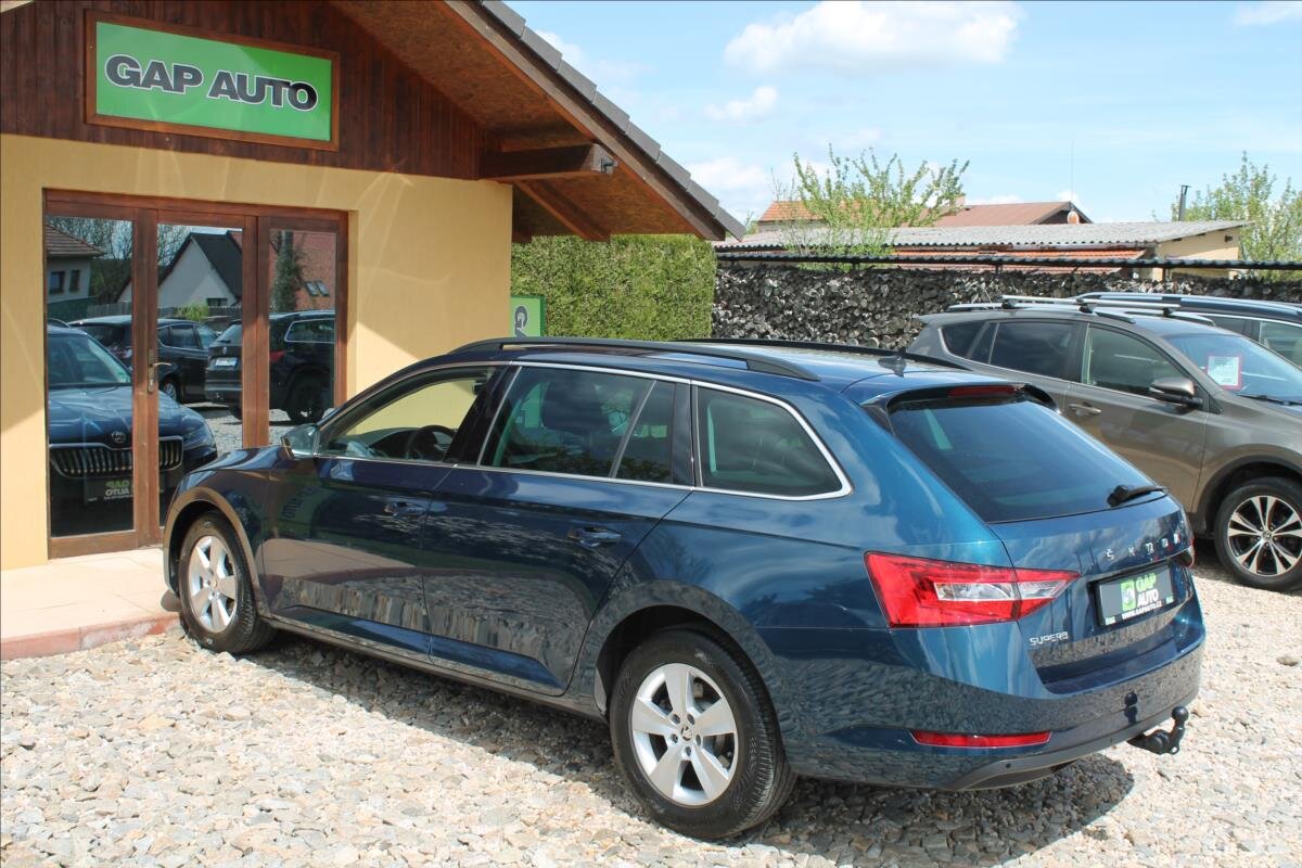 Škoda Superb Kombi 2,0 l 110 kw