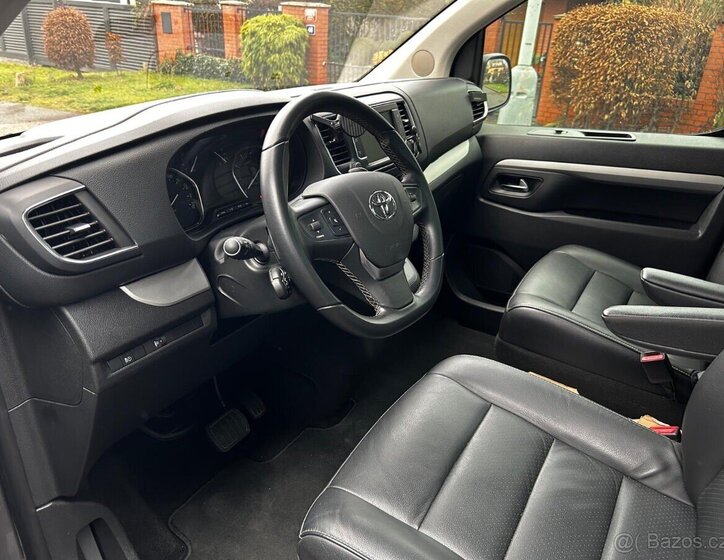 Toyota ProAce City Verso VAN-Minibus 0,0 130 kw