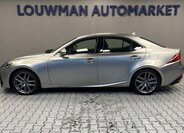 Lexus IS Sedan 2,5 l 164 kw