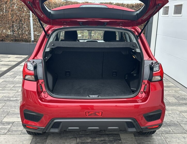 Mitsubishi ASX SUV / Terénní 2,0 l 110 kw