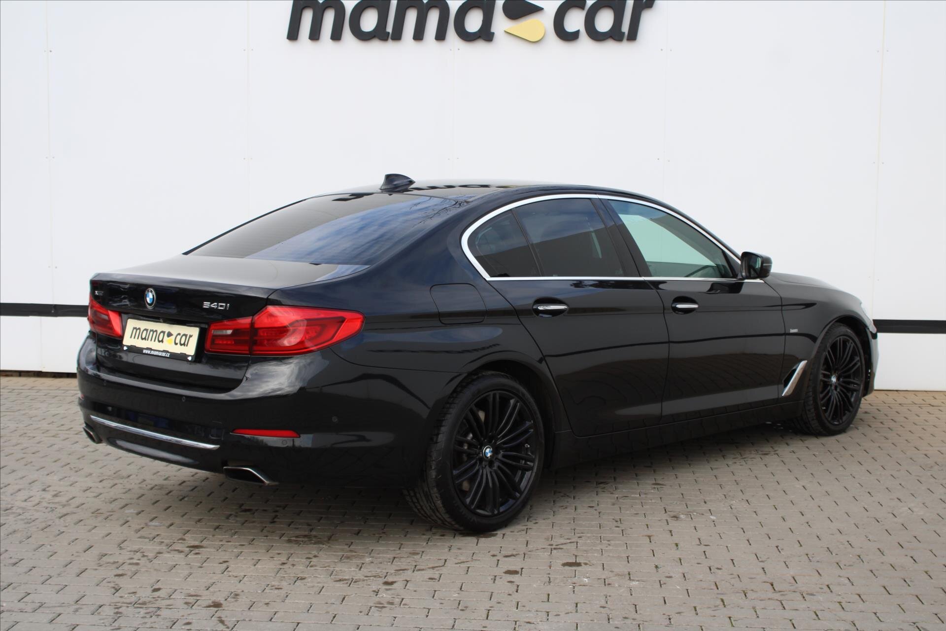 BMW Řada 5 Sedan / Limuzína 3,0 l 250 kw