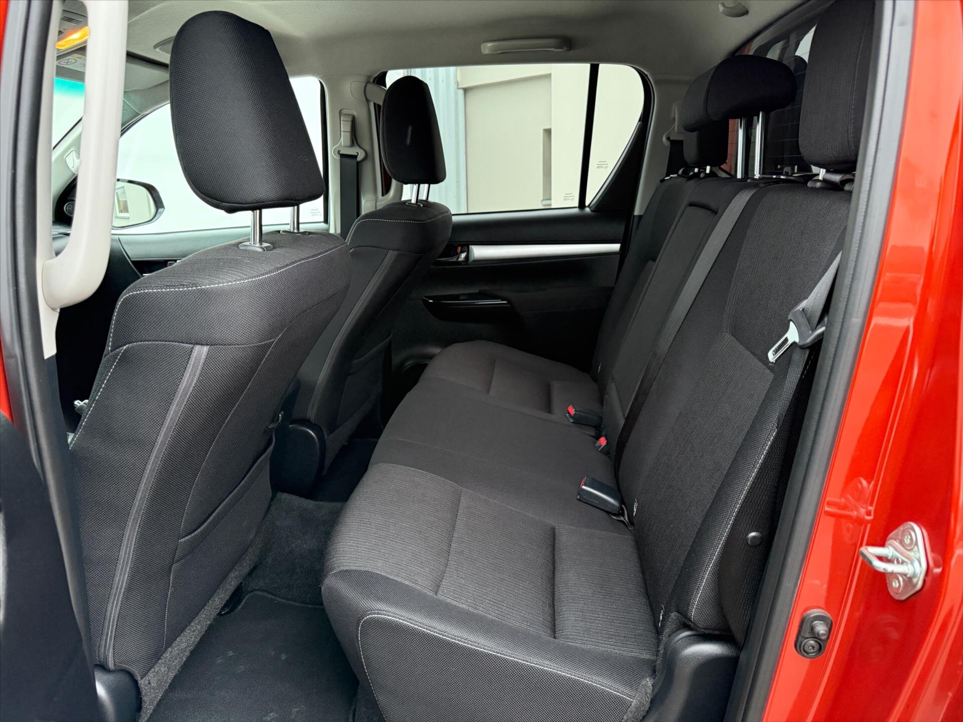 Toyota Hilux Pick-up 2,4 l 110 kw