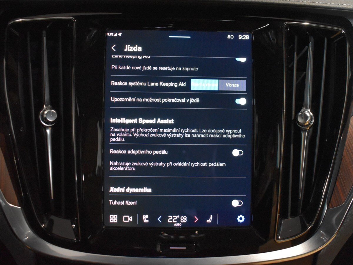 Volvo V60 Kombi 2,0 l 145 kw