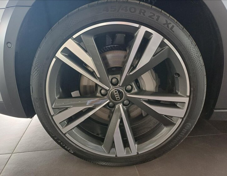 Audi A6 Allroad Kombi 3,0 l 210 kw