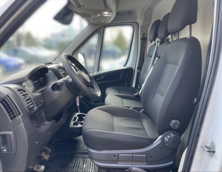 Toyota Ostatní Skříň 2,2 l 88 kw