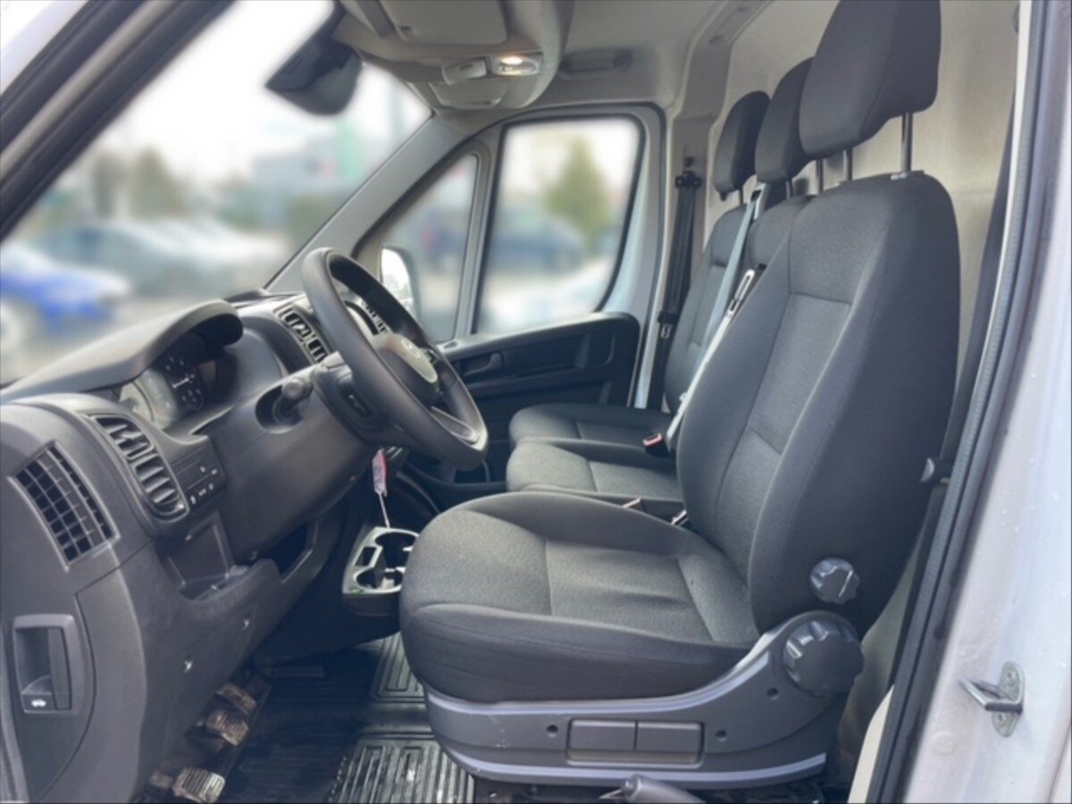 Toyota Ostatní Skříň 2,2 l 88 kw