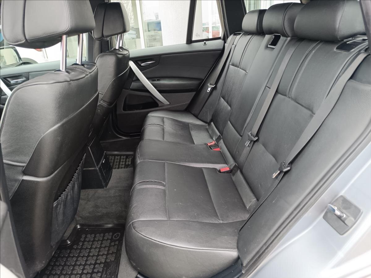 BMW X3 SUV / Terénní 3,0 l 210 kw