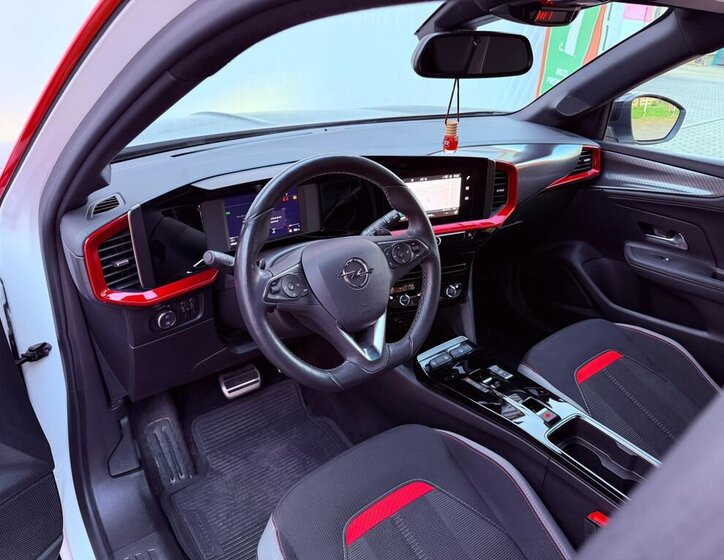 Opel Mokka SUV / Terénní 1,2 l 96 kw