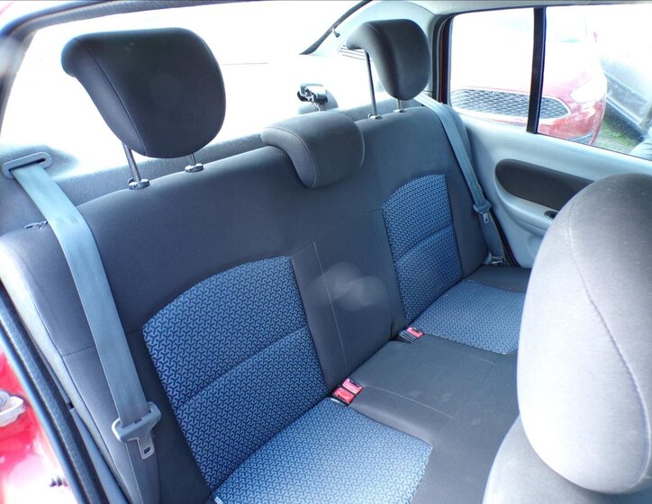 Renault Thalia Sedan / Limuzína 1,1 l 55 kw