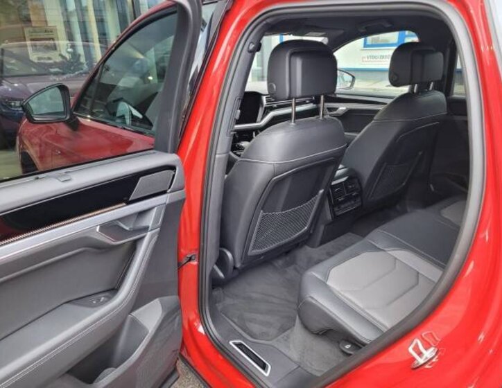 Volkswagen Touareg SUV 3,0 l 210 kw