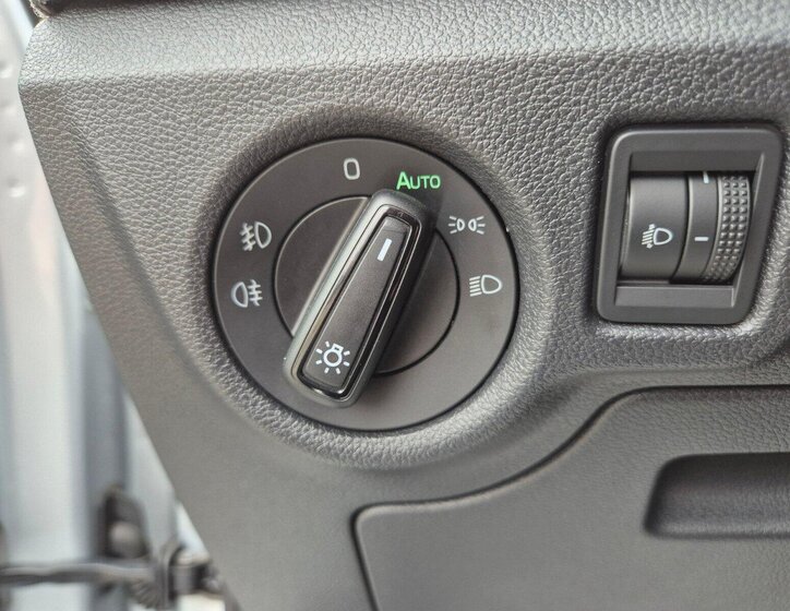 Škoda Scala Hatchback 1,0 l 85 kw