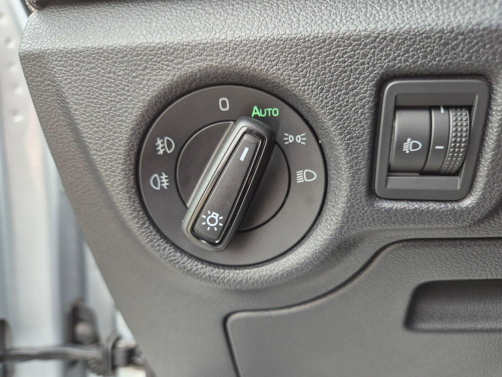 Škoda Scala Hatchback 1,0 l 85 kw