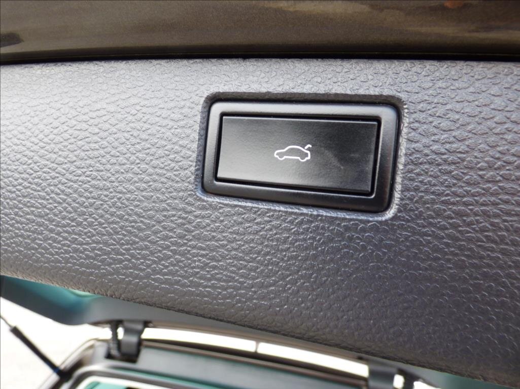 Volkswagen Passat Kombi 2,0 l 130 kw