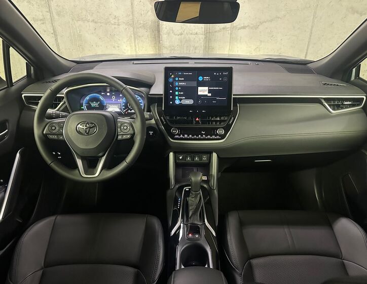 Toyota Corolla Cross 17