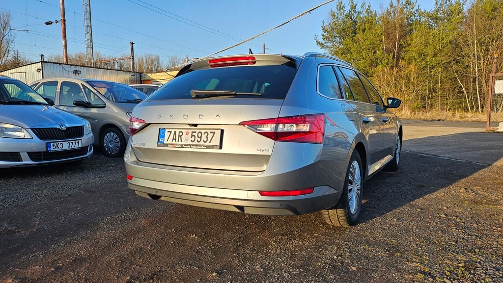 Škoda Superb Kombi 2,0 l 140 kw