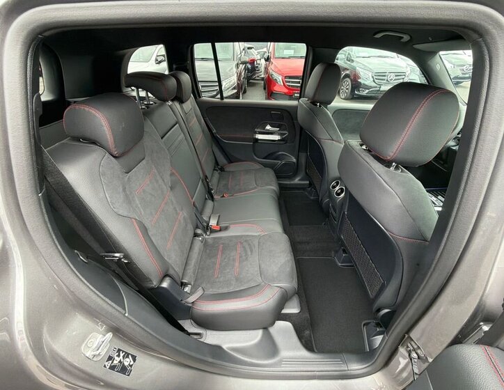 Mercedes-Benz GLB SUV / Terénní 2,0 l 110 kw