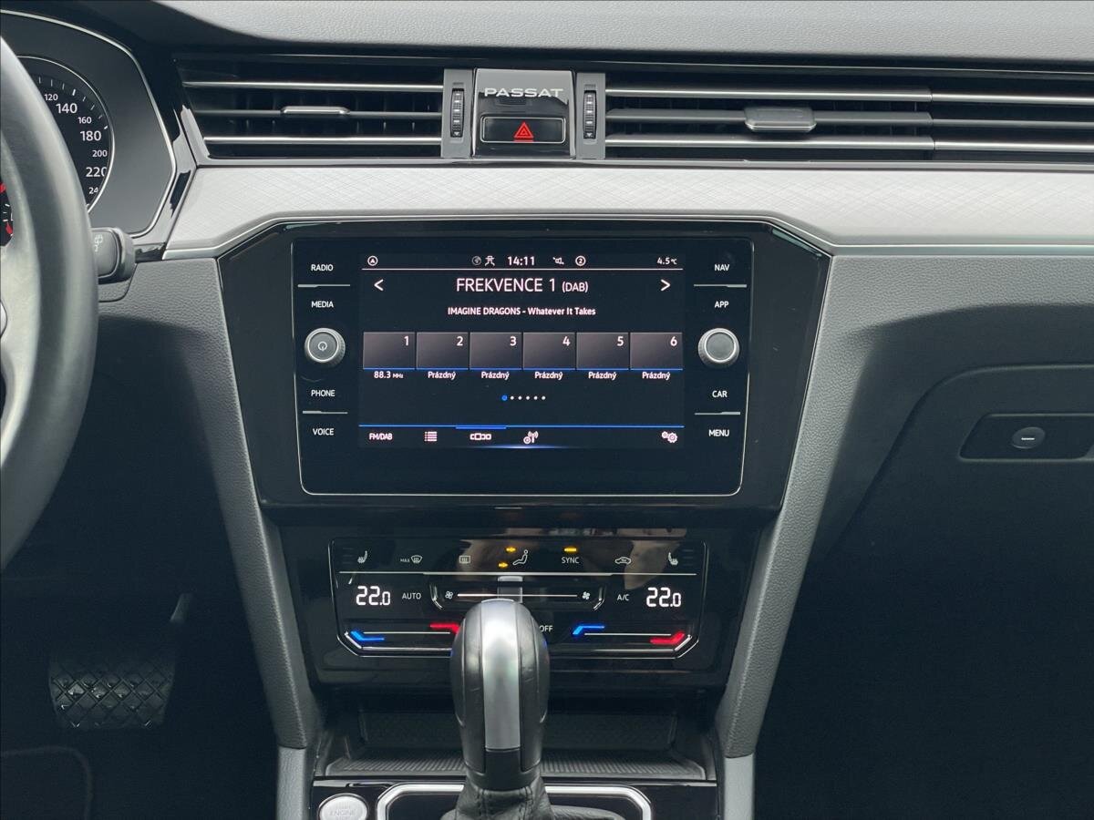 Volkswagen Passat Kombi 1,5 l 110 kw