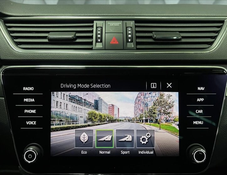 Škoda Superb Sedan 2,0 l 140 kw