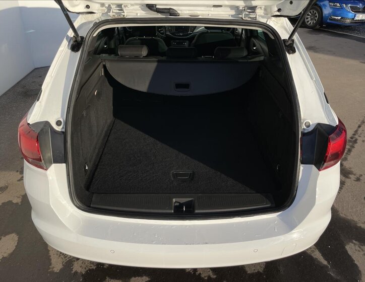 Opel Astra Kombi 1,5 l 90 kw