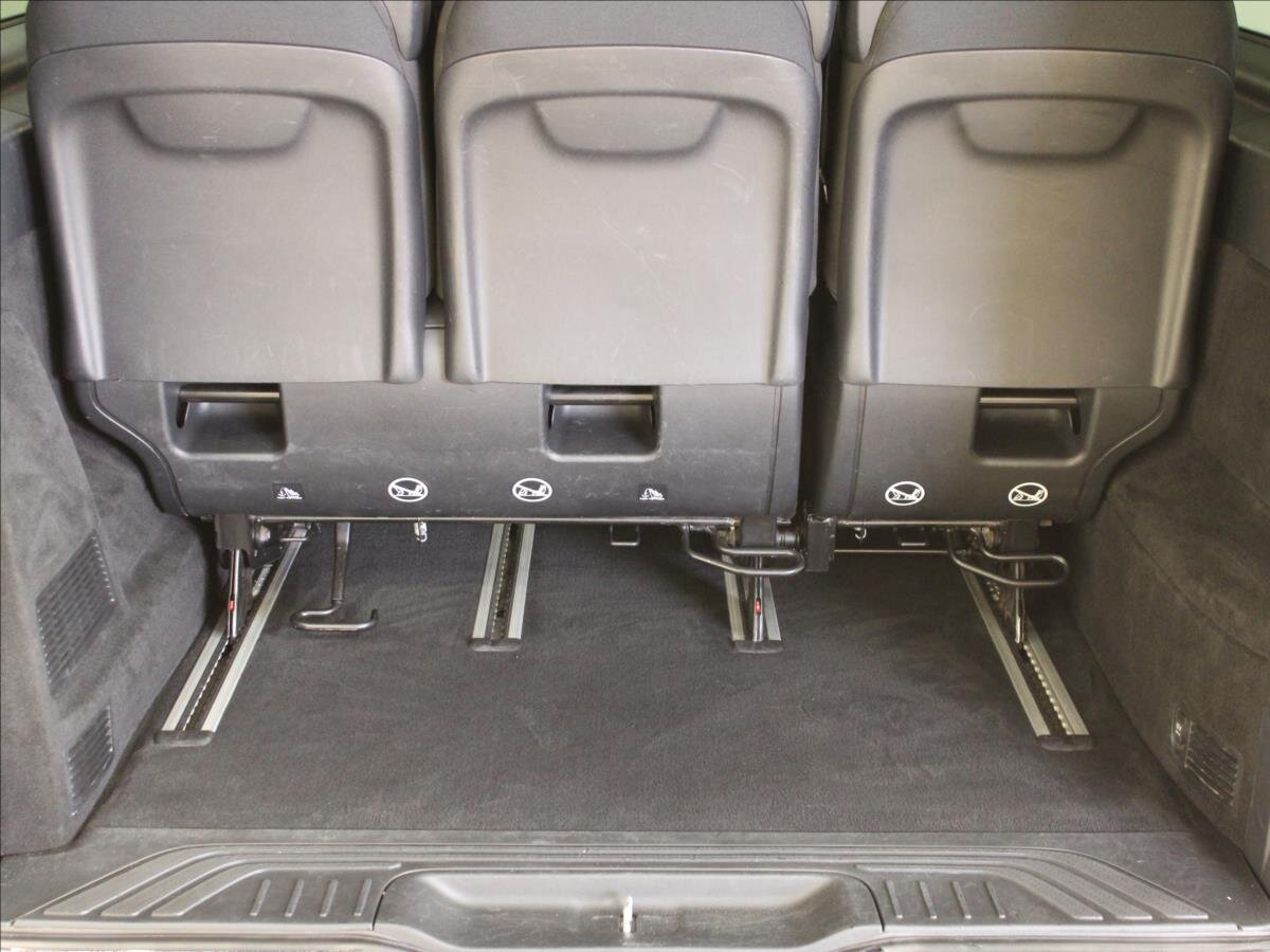 Mercedes-Benz Třídy V Kombi 2,1 l 120 kw