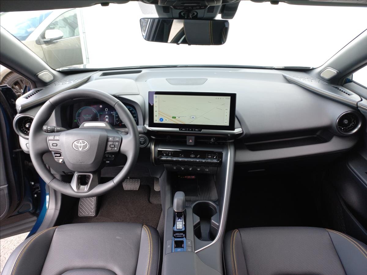 Toyota C-HR SUV 2,0 l 112 kw