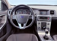 Volvo V60 8