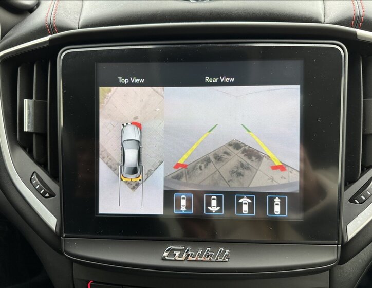 Maserati Ghibli Sedan 3,0 l 316 kw