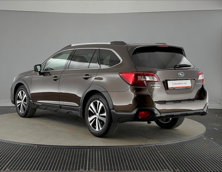 Subaru Outback Kombi 2,5 l 129 kw