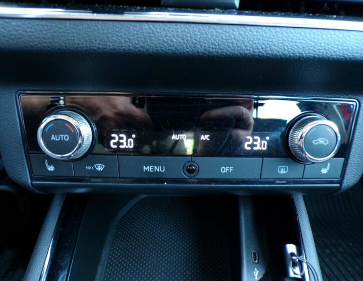 Škoda Kamiq Hatchback 999,0 70 kw