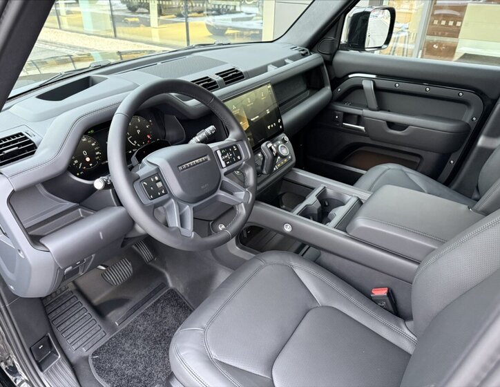 Land Rover Defender SUV 3,0 l 257 kw