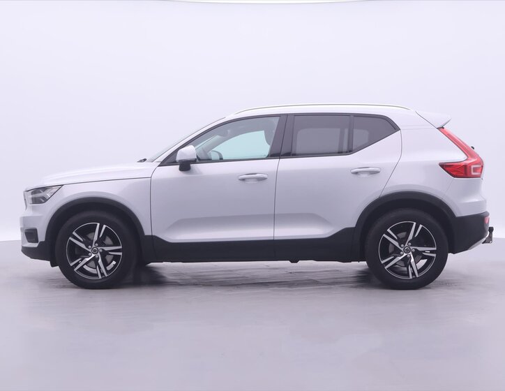 Volvo XC40 4