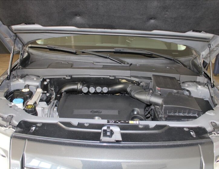 Land Rover Freelander SUV / Terénní 2,2 l 112 kw