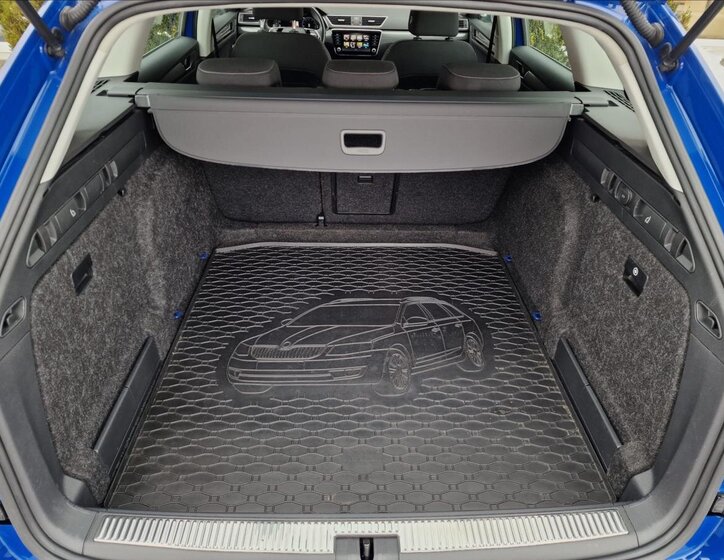 Škoda Superb Kombi 1,5 l 110 kw