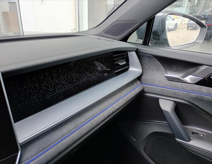 Volkswagen Tayron SUV / Terénní 2,0 l 195 kw