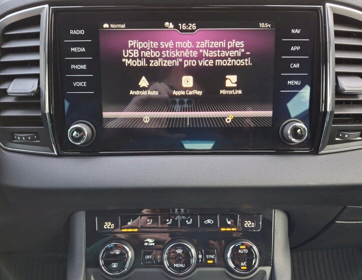 Škoda Karoq SUV / Terénní 1,5 l 110 kw