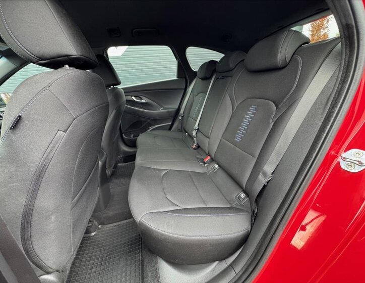 Hyundai i30 Kombi 1,4 l 103 kw