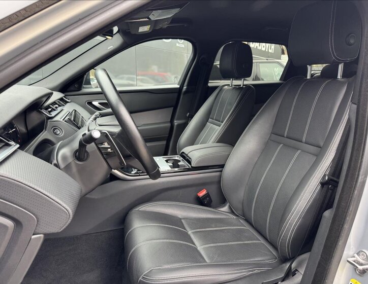 Land Rover Range Rover Velar SUV / Terénní 2,0 l 150 kw